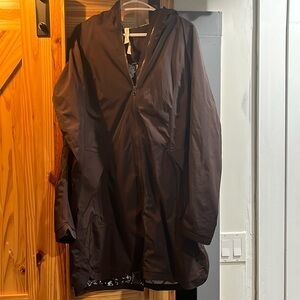 Like new condition rain jacket